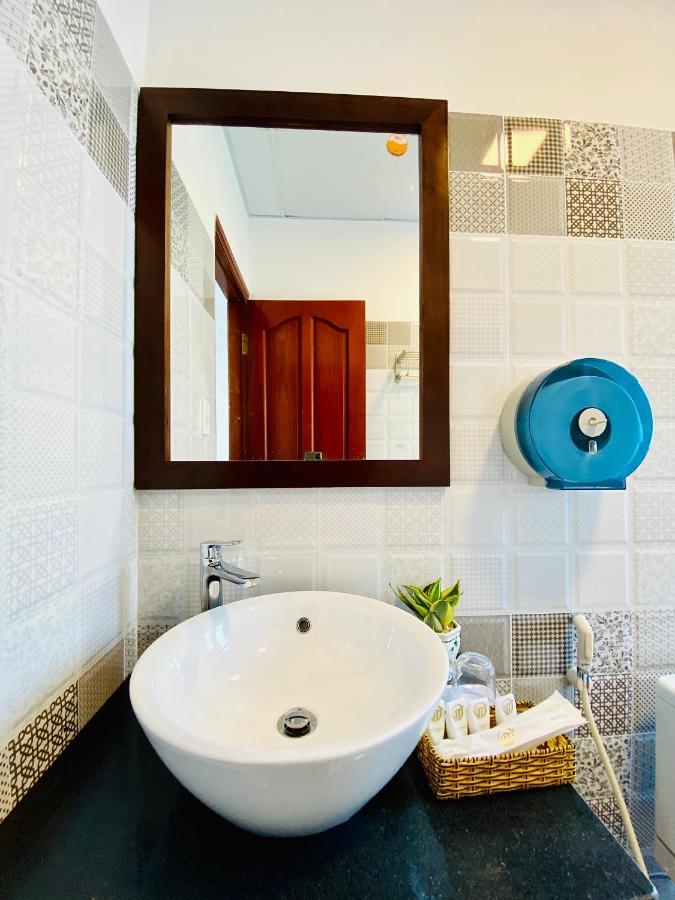 Hotel Duc Thanh 2 Chi Khu Co Ong Luaran gambar
